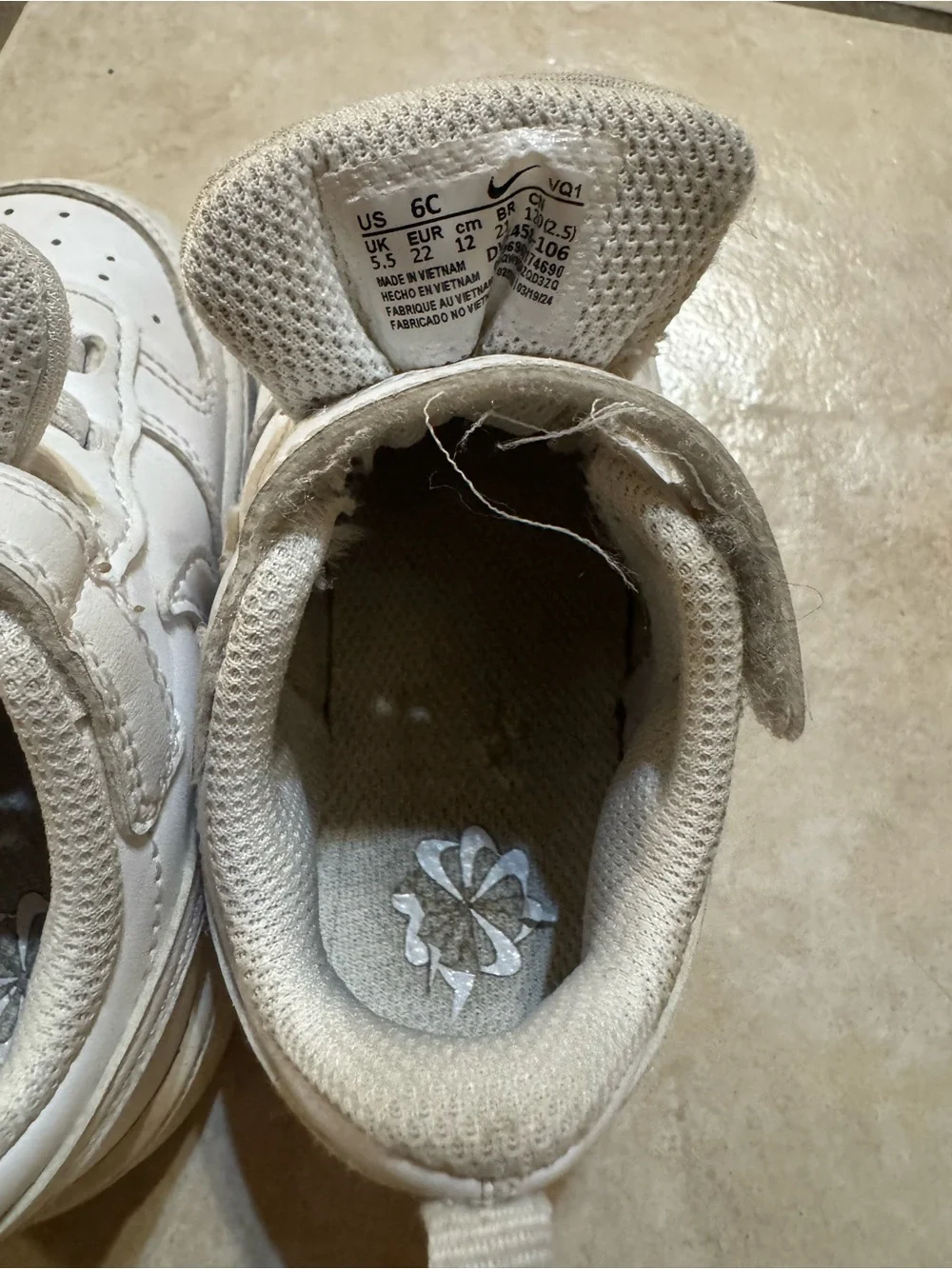 Nike classic kids